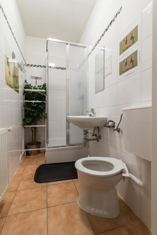 Amaliahostel Vienna Exterior photo